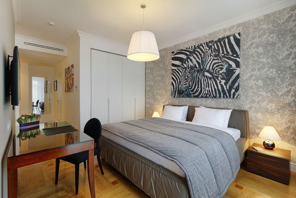 Cityhotel Apartments Киев Экстерьер фото