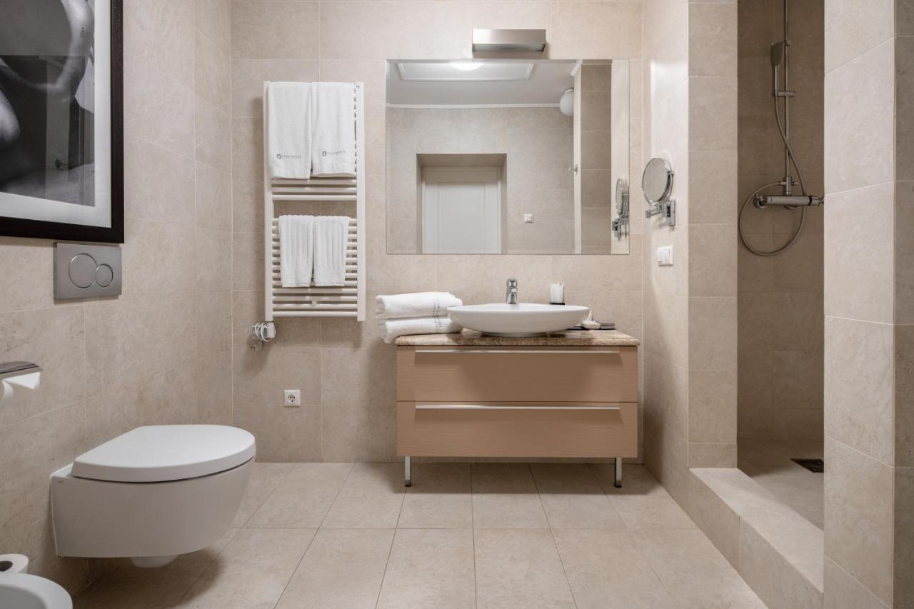 Cityhotel Apartments Киев Экстерьер фото